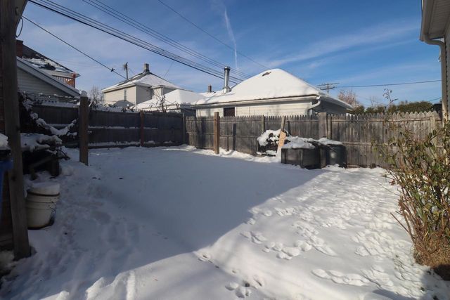 2028 Carter STREET, Racine, WI 53402