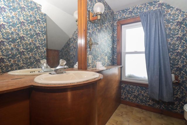 2028 Carter STREET, Racine, WI 53402