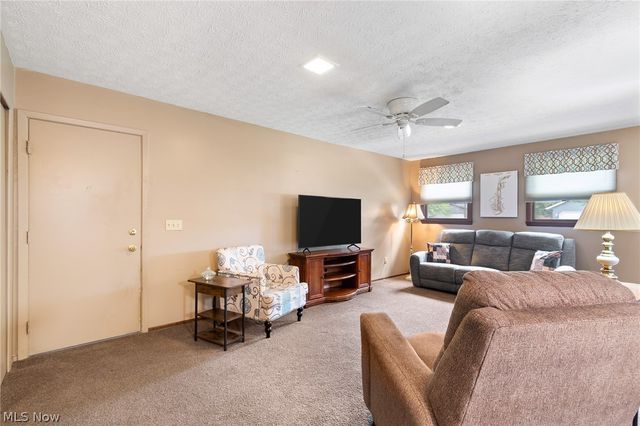 380 Naples Drive, Elyria, OH 44035