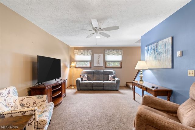 380 Naples Drive, Elyria, OH 44035
