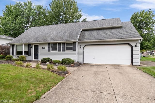 380 Naples Drive, Elyria, OH 44035