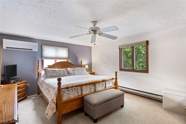 380 Naples Drive, Elyria, OH 44035