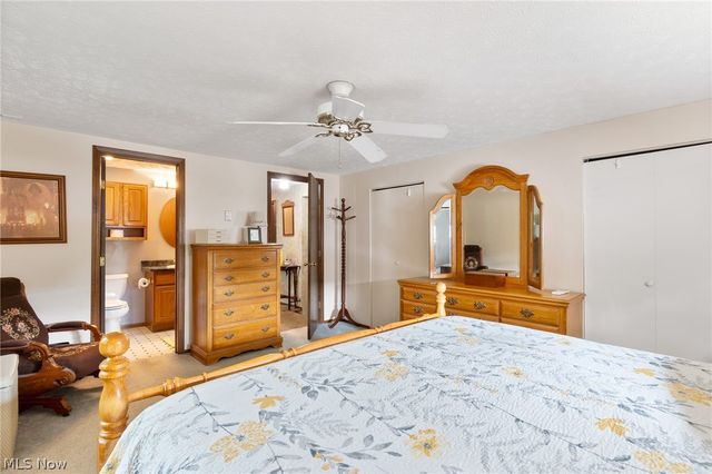 380 Naples Drive, Elyria, OH 44035