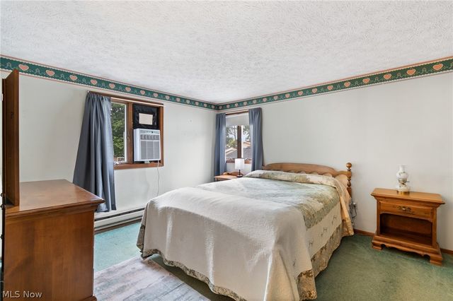 380 Naples Drive, Elyria, OH 44035