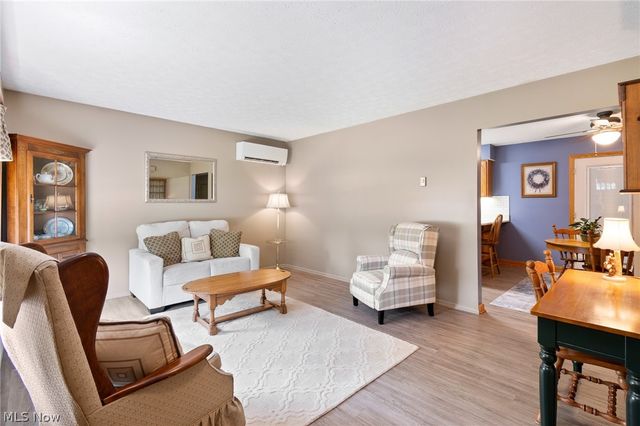 380 Naples Drive, Elyria, OH 44035