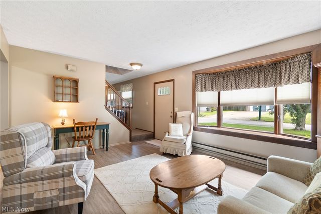 380 Naples Drive, Elyria, OH 44035