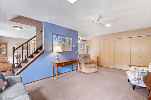 380 Naples Drive, Elyria, OH 44035