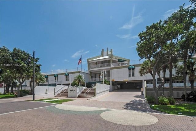 111 Briny Ave 27-04, Pompano Beach, FL 33062