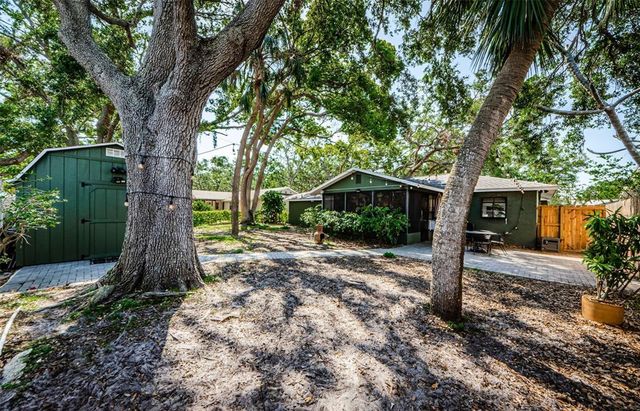 7241 56TH AVENUE N, St Petersburg, FL 33709