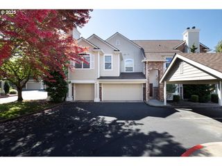 1145 Ne HORIZON Loop 1704, Hillsboro, OR 97124