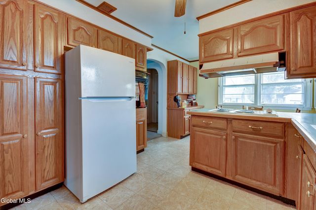 22 Julia Street, Amsterdam, NY 12010