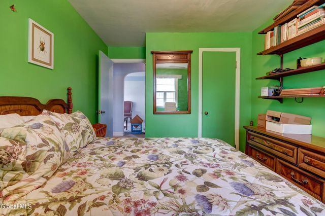 22 Julia Street, Amsterdam, NY 12010