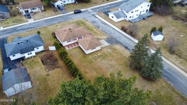 22 Julia Street, Amsterdam, NY 12010