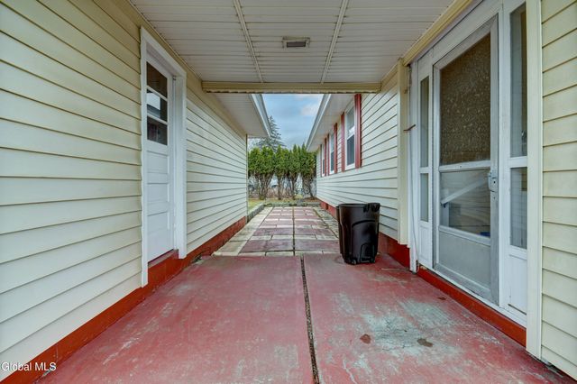 22 Julia Street, Amsterdam, NY 12010