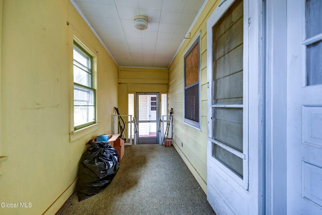 22 Julia Street, Amsterdam, NY 12010