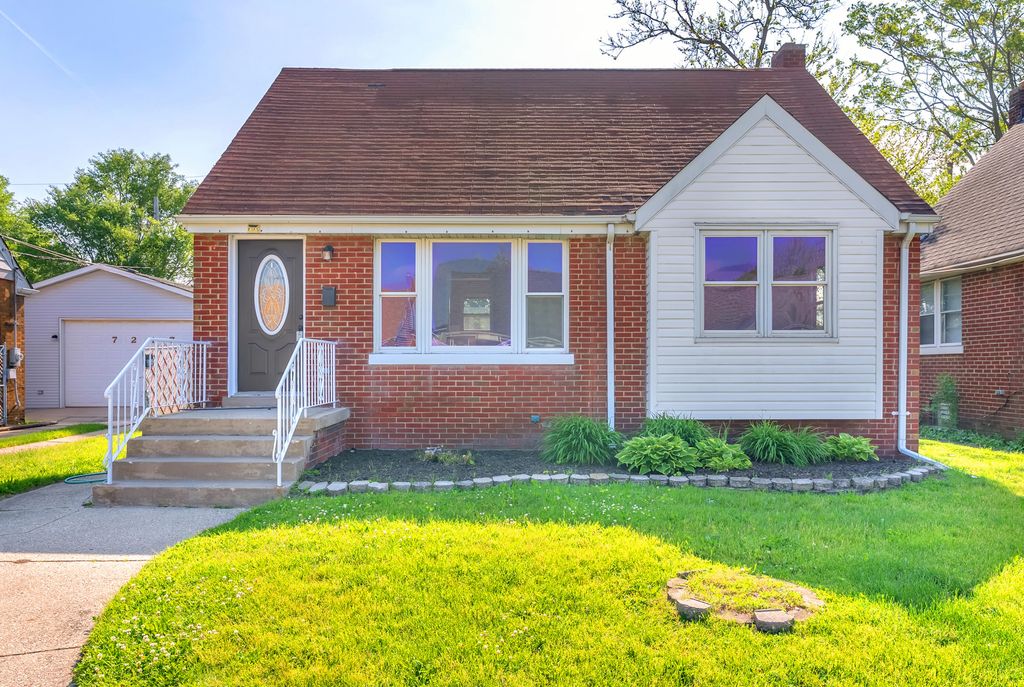7221 Mclaughlin Avenue, Hammond, IN 46324