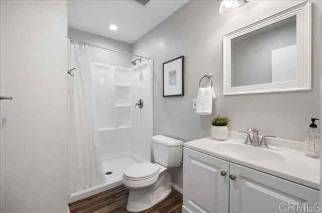 328 Winsome Place, Encinitas, CA 92024