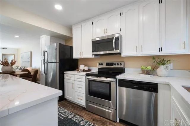 328 Winsome Place, Encinitas, CA 92024