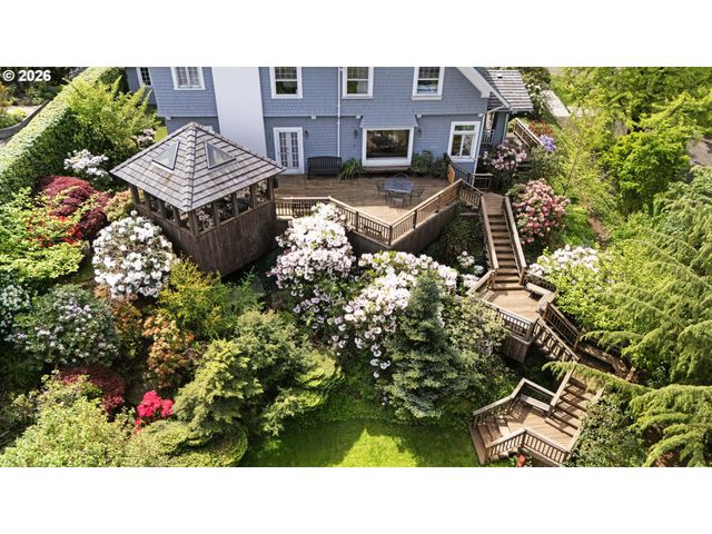 2524 Sw 17TH Ave, Portland, OR 97201