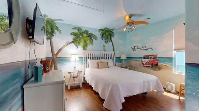 846 S Crystal Beach Road, Port Bolivar, TX 77650