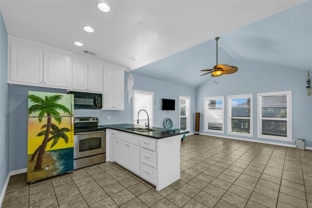 846 S Crystal Beach Road, Port Bolivar, TX 77650