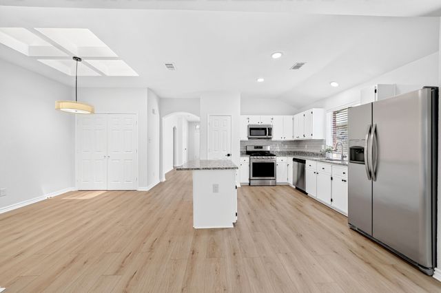 7606 Harbor Drive, Rowlett, TX 75088