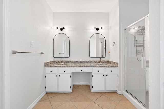 7606 Harbor Drive, Rowlett, TX 75088