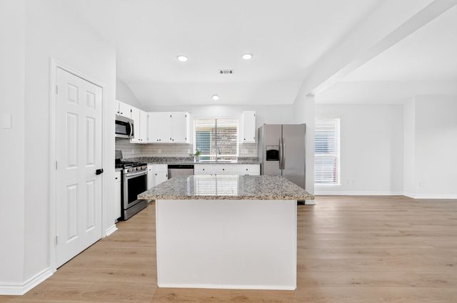 7606 Harbor Drive, Rowlett, TX 75088
