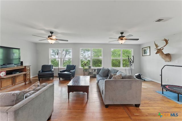 366 Arrow Hill, San Marcos, TX 78666