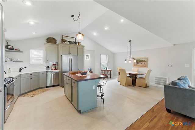 366 Arrow Hill, San Marcos, TX 78666