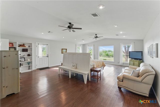 366 Arrow Hill, San Marcos, TX 78666