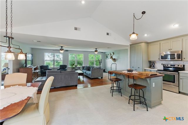 366 Arrow Hill, San Marcos, TX 78666