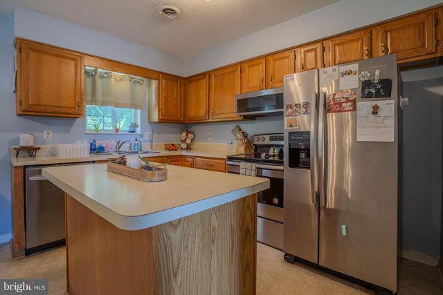 168 DEXTER DR, Martinsburg, WV 25405