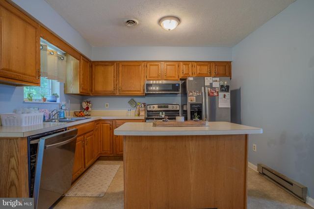168 DEXTER DR, Martinsburg, WV 25405