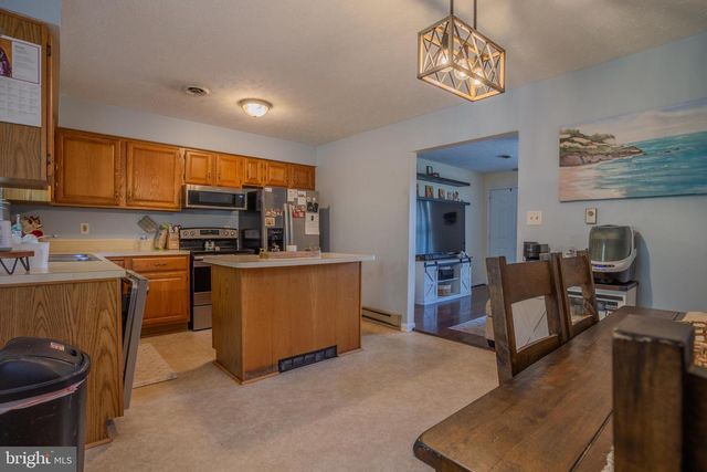 168 DEXTER DR, Martinsburg, WV 25405