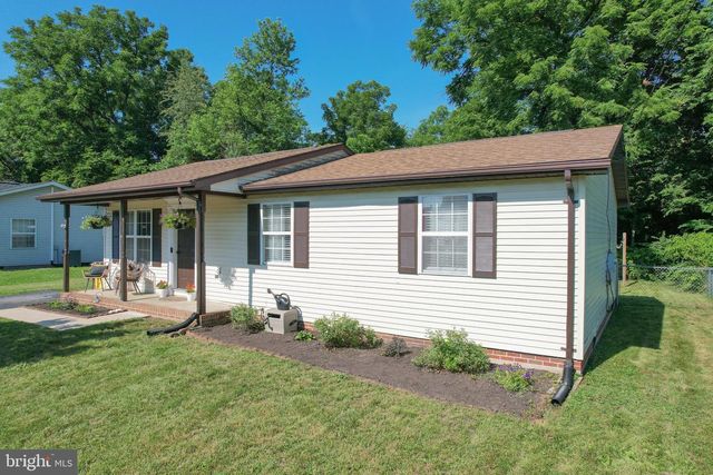 168 DEXTER DR, Martinsburg, WV 25405