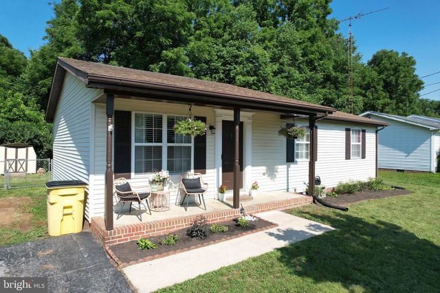 168 DEXTER DR, Martinsburg, WV 25405