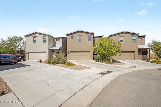 4240 E Columbus Park Place, Tucson, AZ 85712