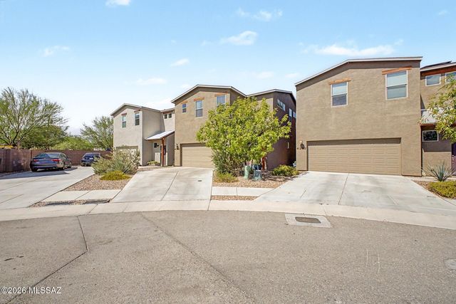 4240 E Columbus Park Place, Tucson, AZ 85712