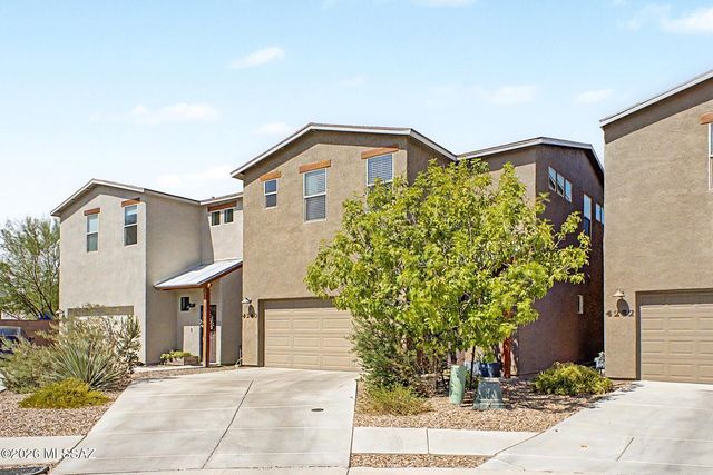 4240 E Columbus Park Place, Tucson, AZ 85712