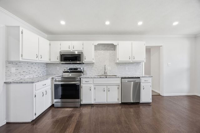 520 Berlin Drive, Versailles, KY 40383