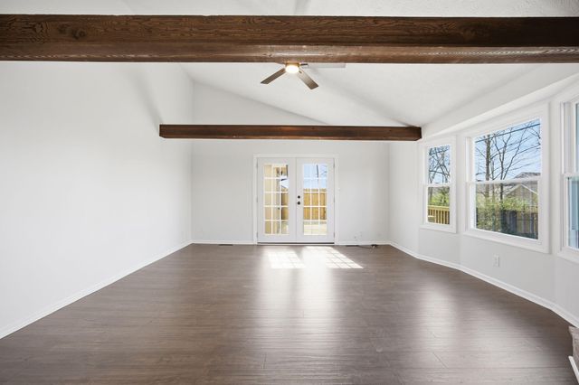 520 Berlin Drive, Versailles, KY 40383