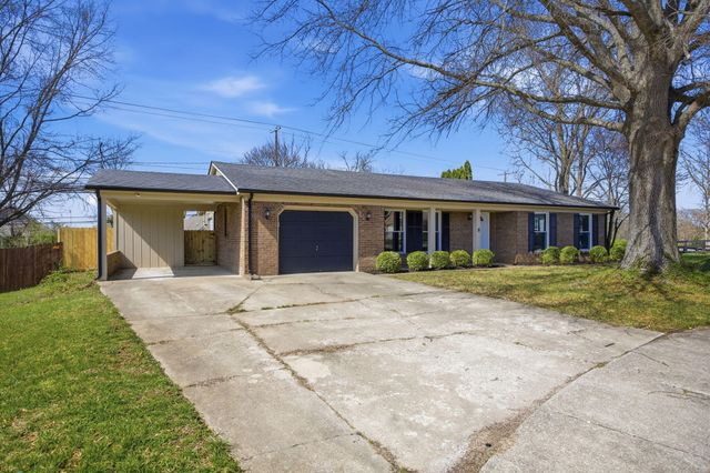 520 Berlin Drive, Versailles, KY 40383