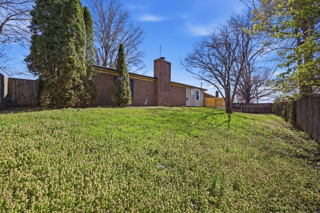 520 Berlin Drive, Versailles, KY 40383