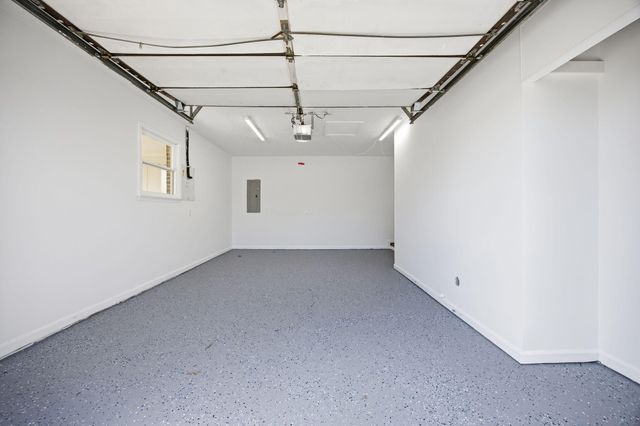 520 Berlin Drive, Versailles, KY 40383