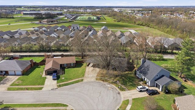 520 Berlin Drive, Versailles, KY 40383