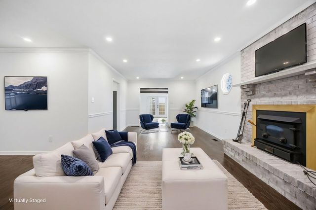 520 Berlin Drive, Versailles, KY 40383