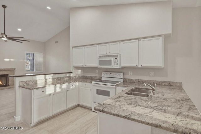20385 N 54 th Avenue, Glendale, AZ 85308