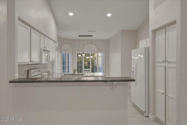 20385 N 54 th Avenue, Glendale, AZ 85308