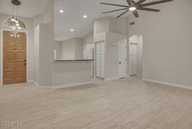 20385 N 54 th Avenue, Glendale, AZ 85308